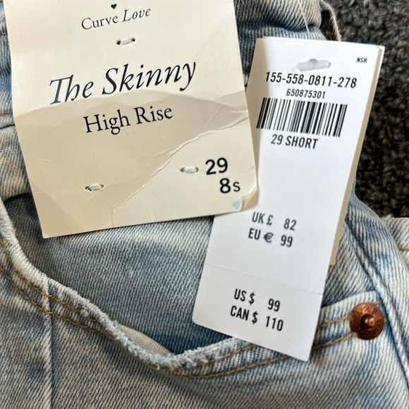 Abercrombie Curve Love High Rise Skinny Jean size 29/8-S - Picture 4 of 4